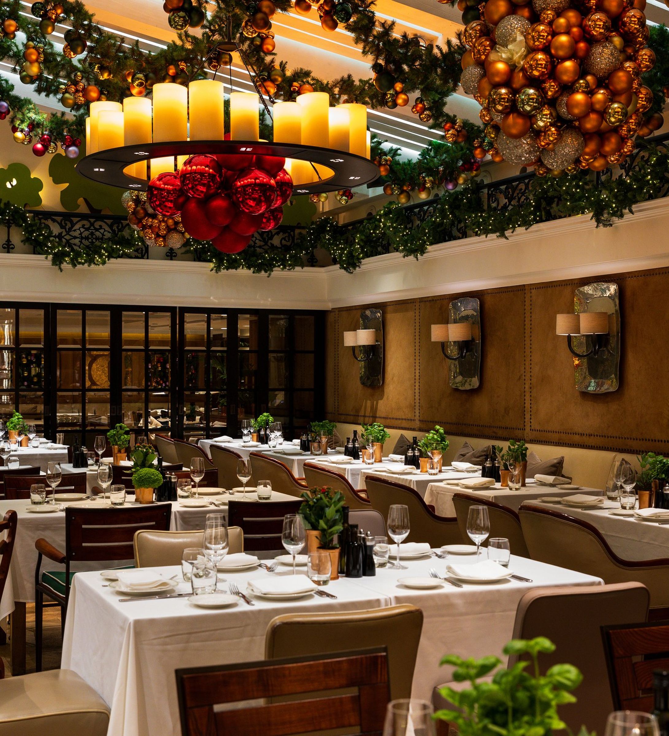 Novikov — dining room